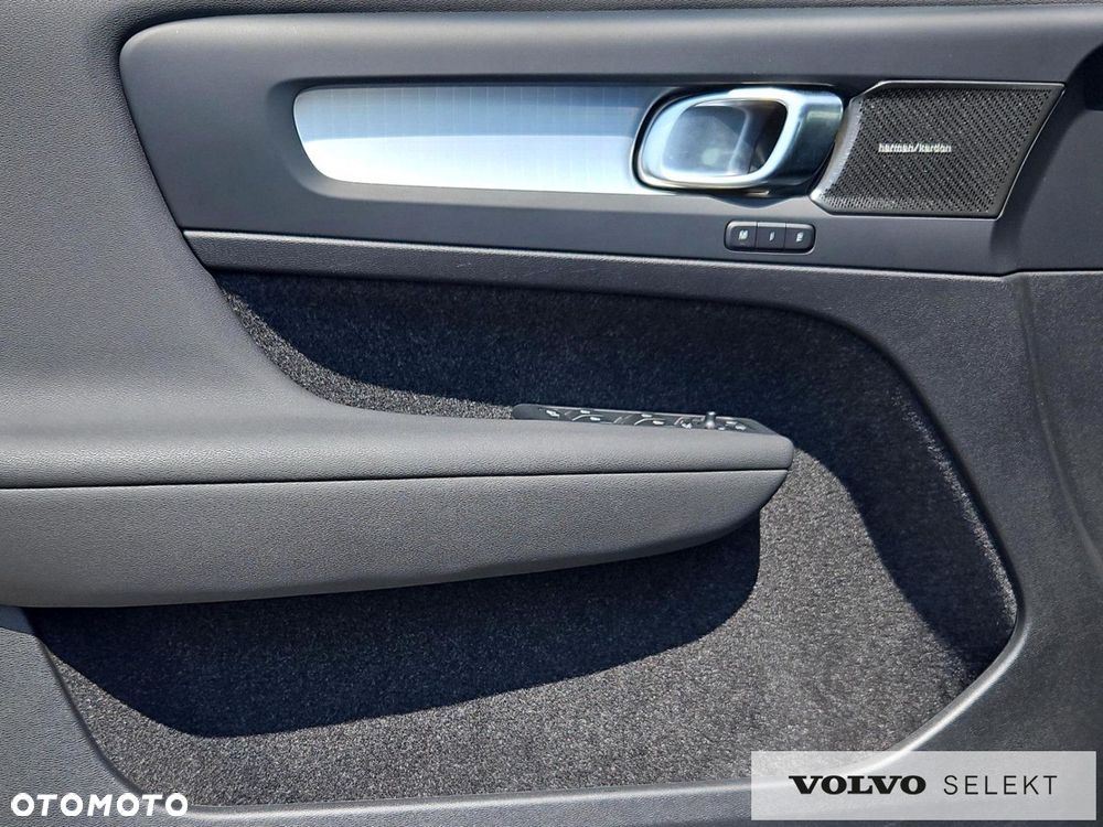 Volvo XC 40 - 15