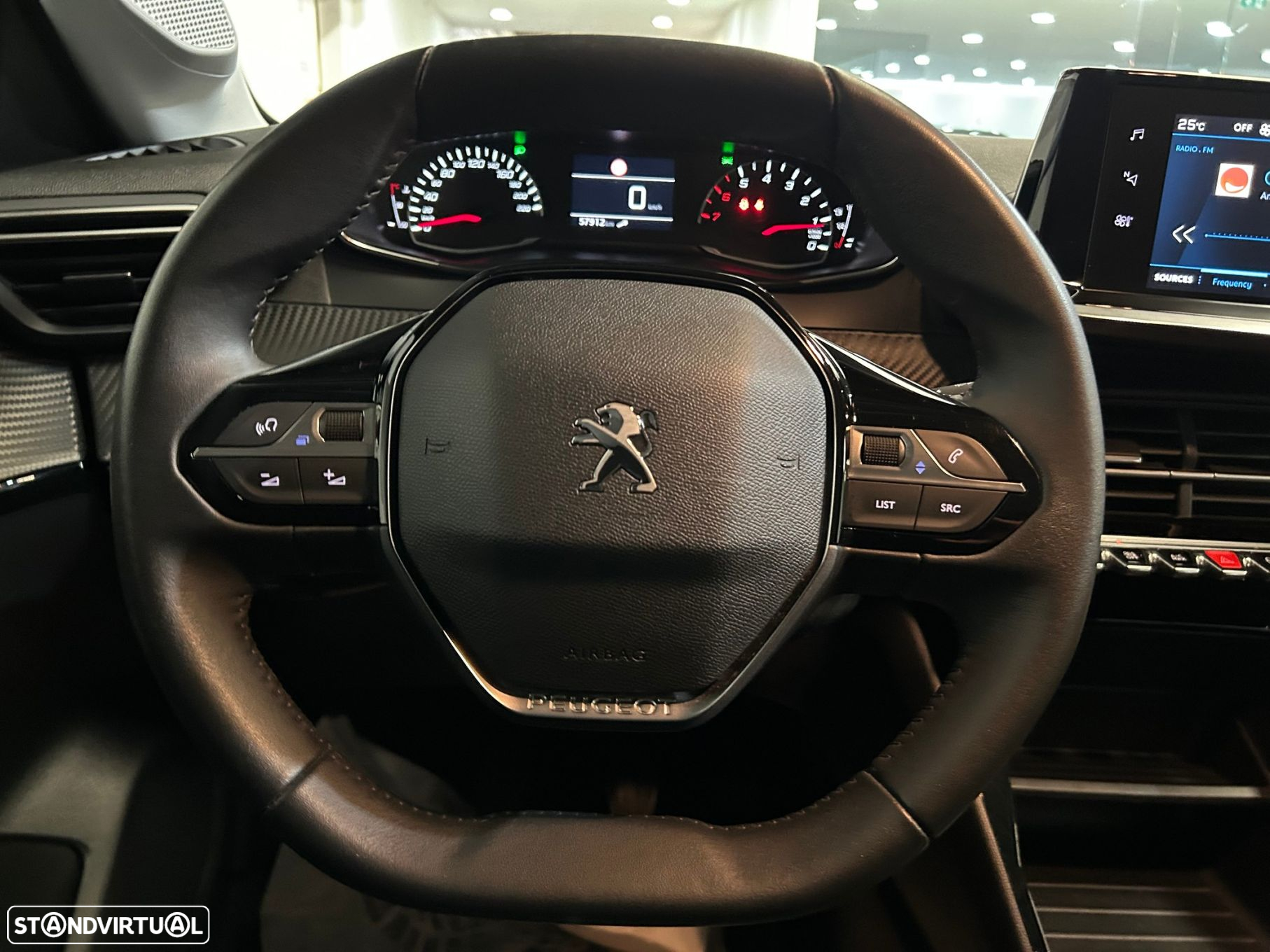 Peugeot 208 1.2 PureTech Active Pack - 21