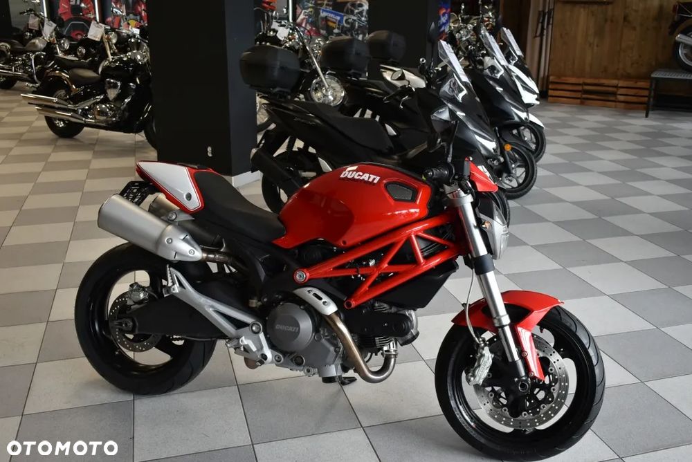 Ducati Monster - 41