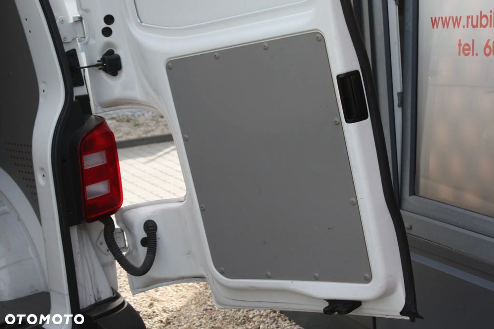 Volkswagen Transporter - 20