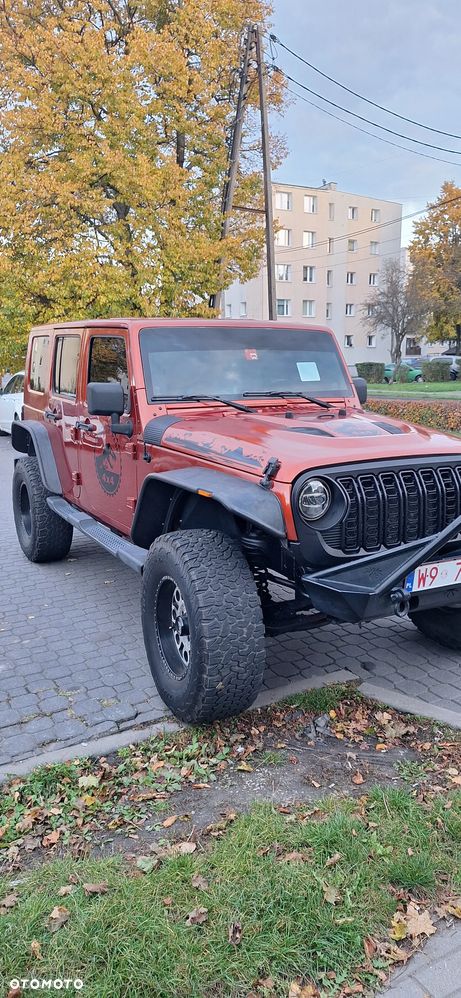 Jeep Wrangler Unlimited 3.8 Sahara - 19