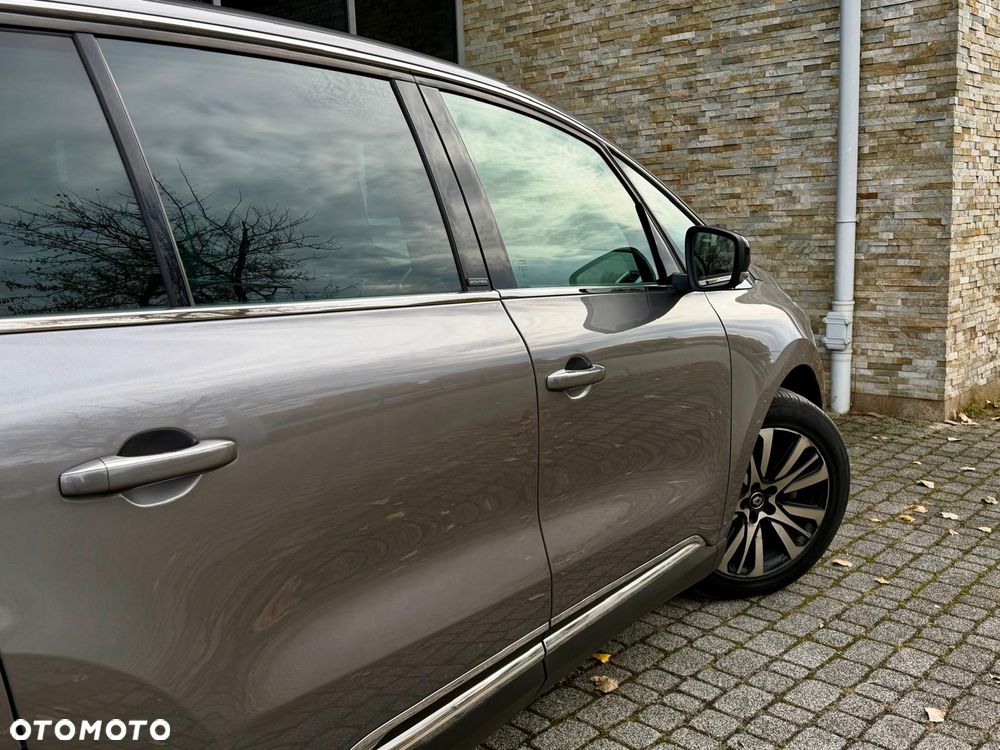 Renault Espace 1.6 dCi Energy Initiale Paris EDC - 17