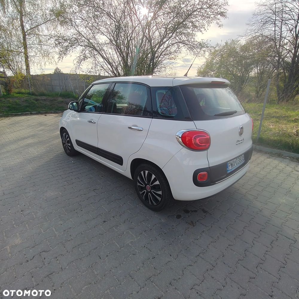 Fiat 500L 1.4 16V Opening Edition - 11