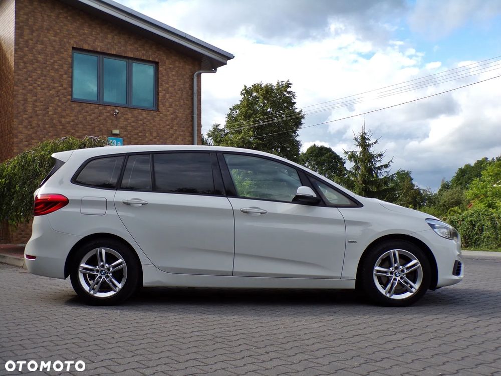 BMW Seria 2 218d GT Sport Line - 8
