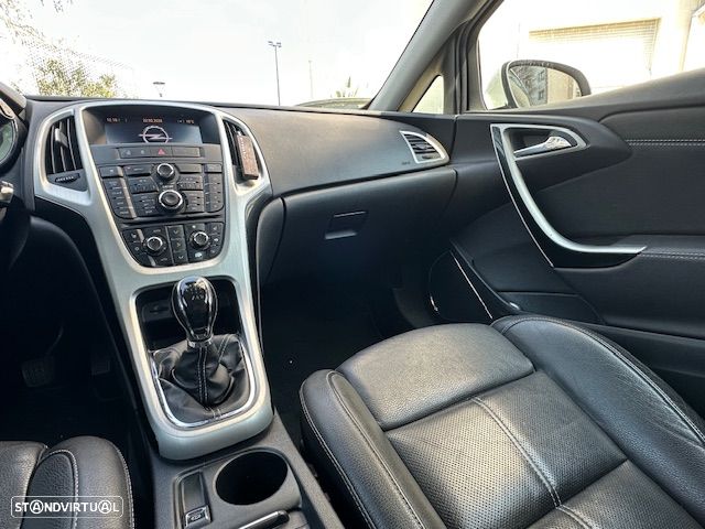 Opel Astra GTC - 13