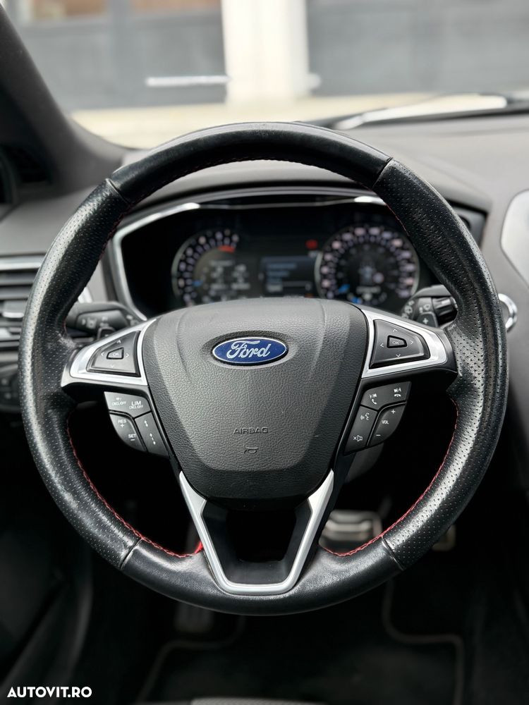 Ford Mondeo 2.0 TDCi ST Line High - 12