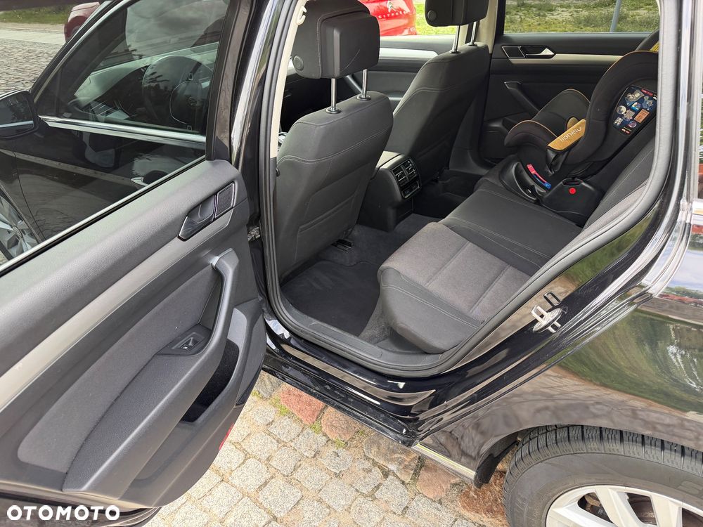 Volkswagen Passat 2.0 TDI SCR (BlueMotion Technology) DSG Comfortline - 10