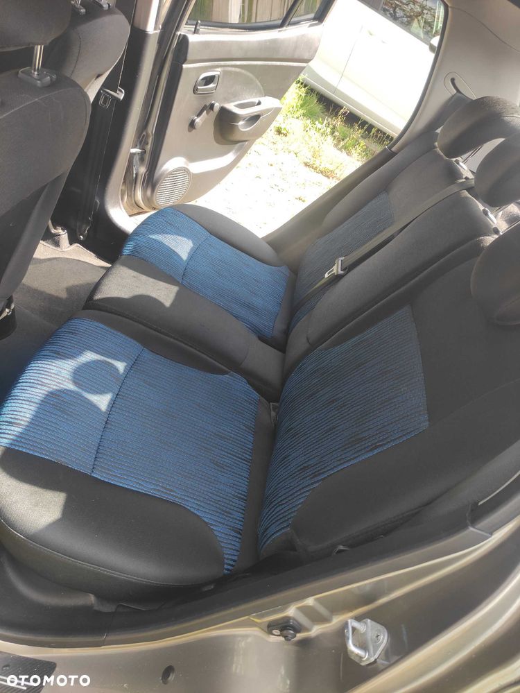 Kia Picanto - 6