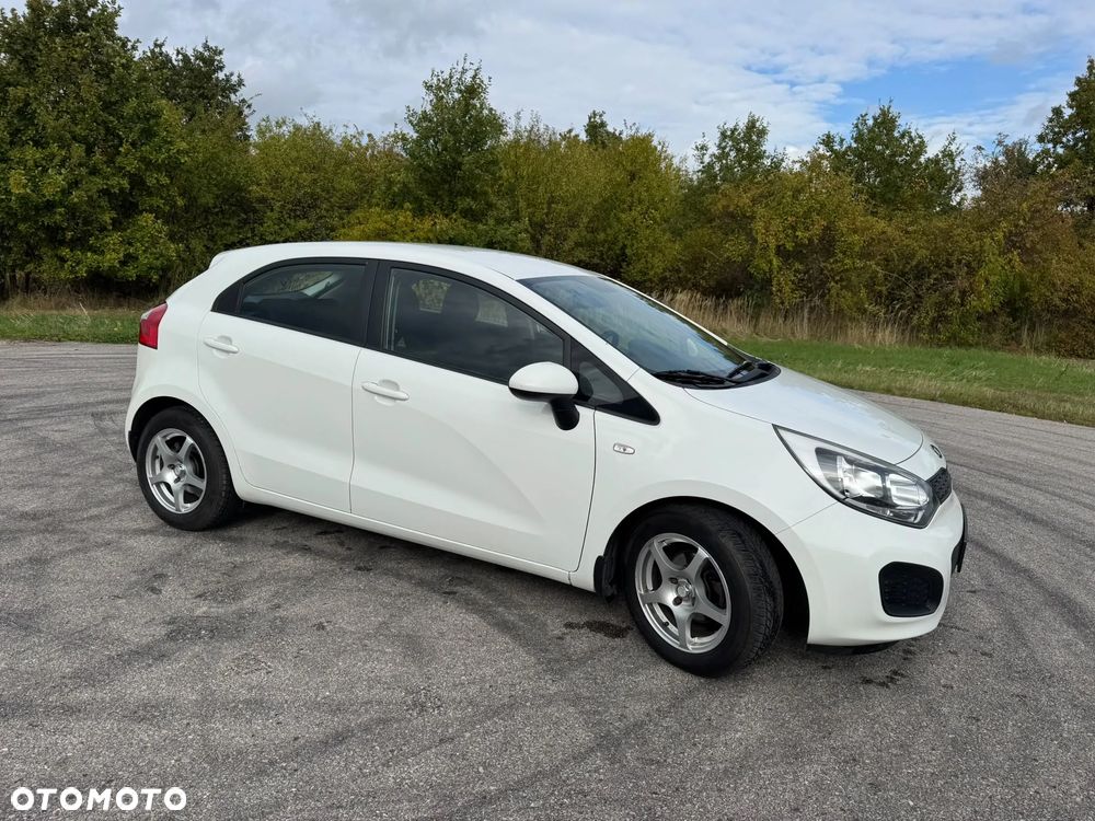 Kia Rio 2014 photo 4