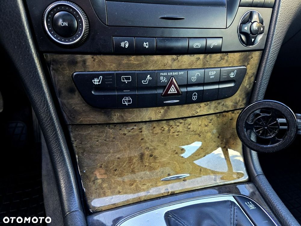 Mercedes-Benz Klasa E 220 CDI Automatik Avantgarde - 22