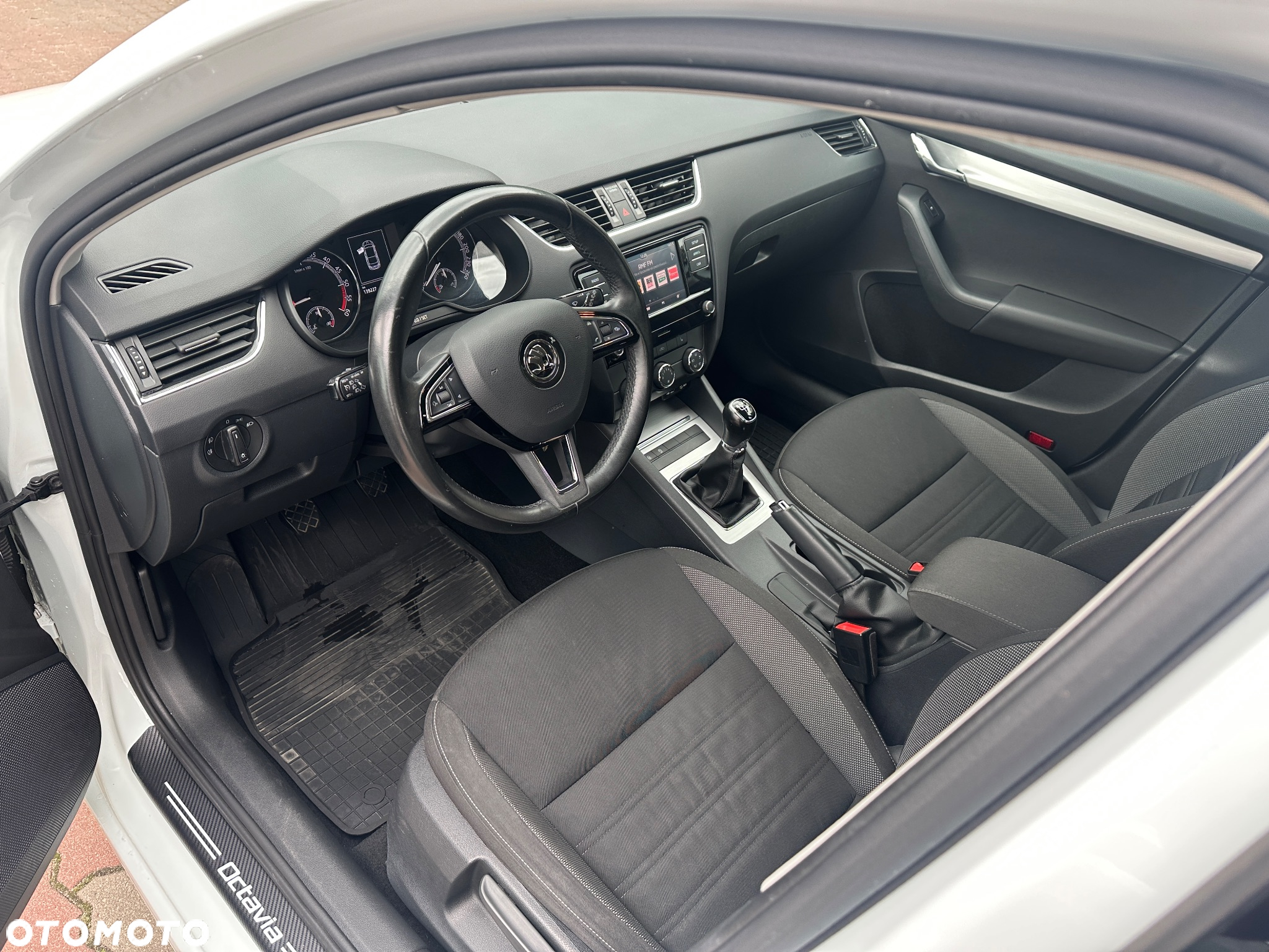 Skoda Octavia 1.6 TDI Business - 11