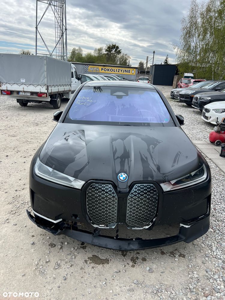 BMW iX xDrive50 - 4