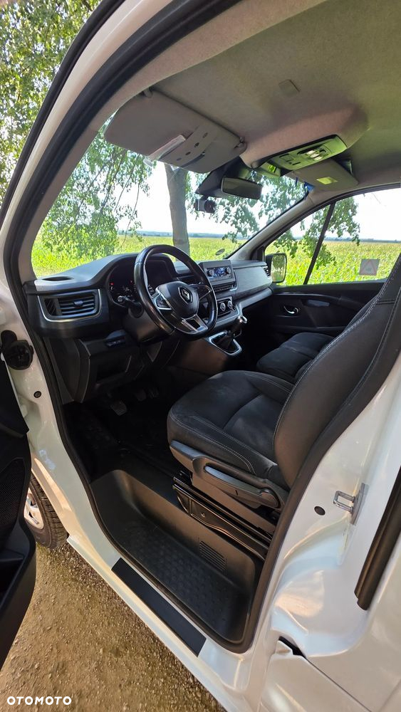 Renault Trafic - 15