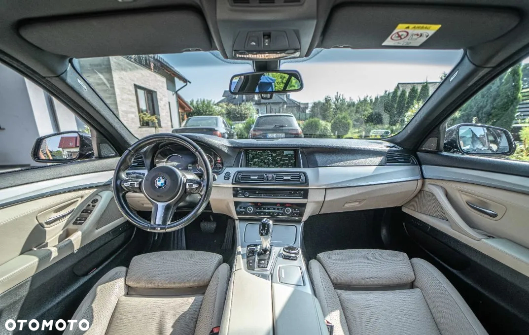BMW Seria 5 525d xDrive Luxury Line - 3