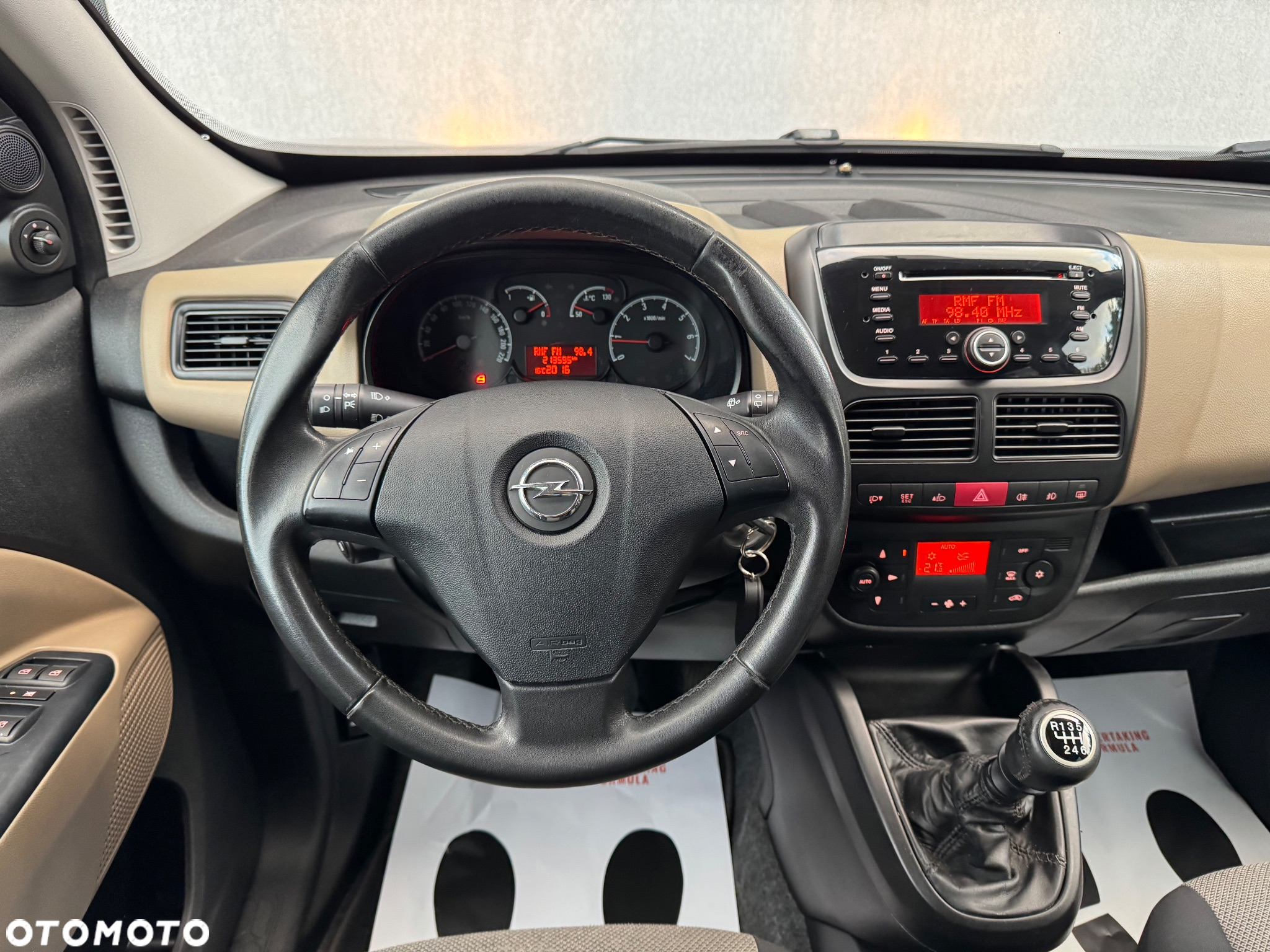Opel Combo Tour 1.6 CDTI Cosmo - 21