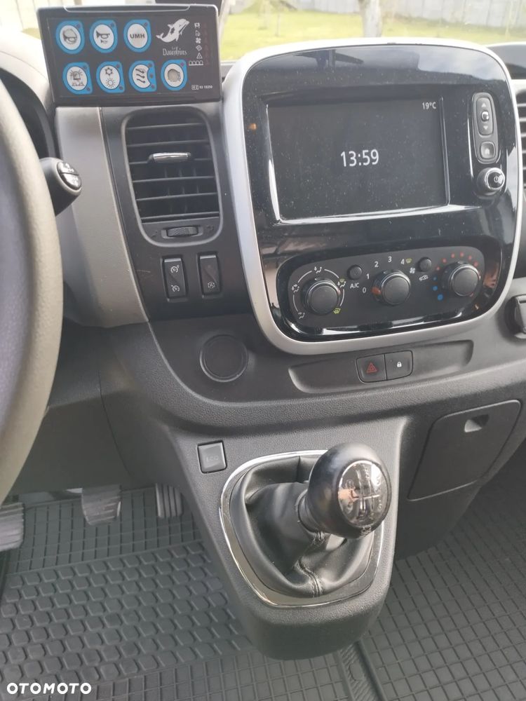 Renault Trafic - 21