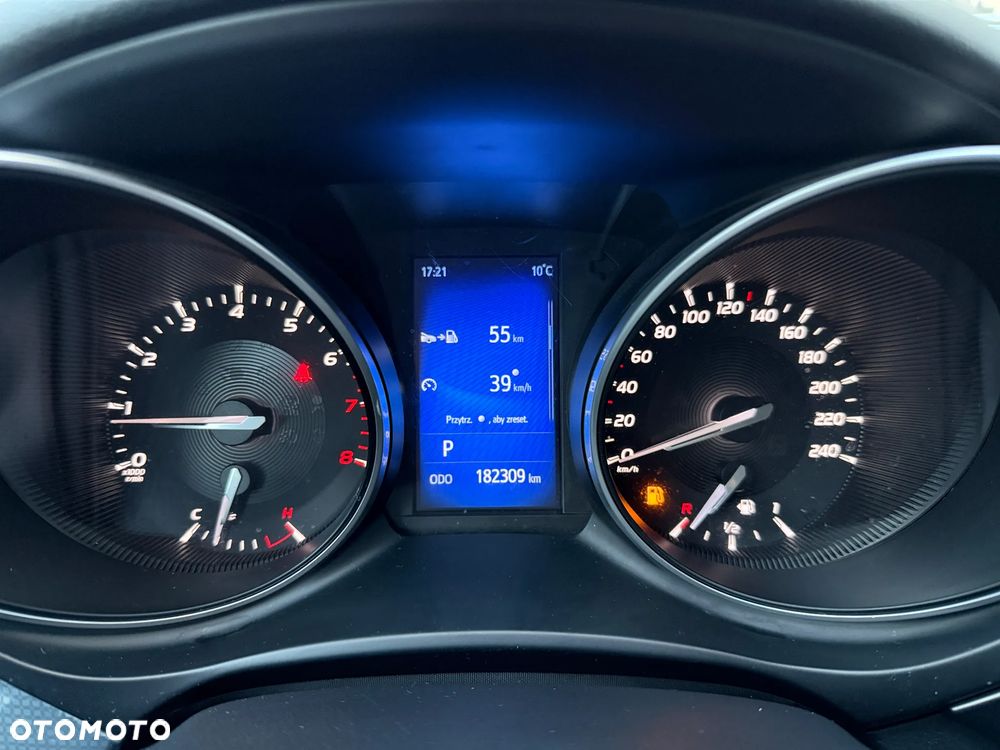 Toyota Avensis 2.0 Premium MS - 16