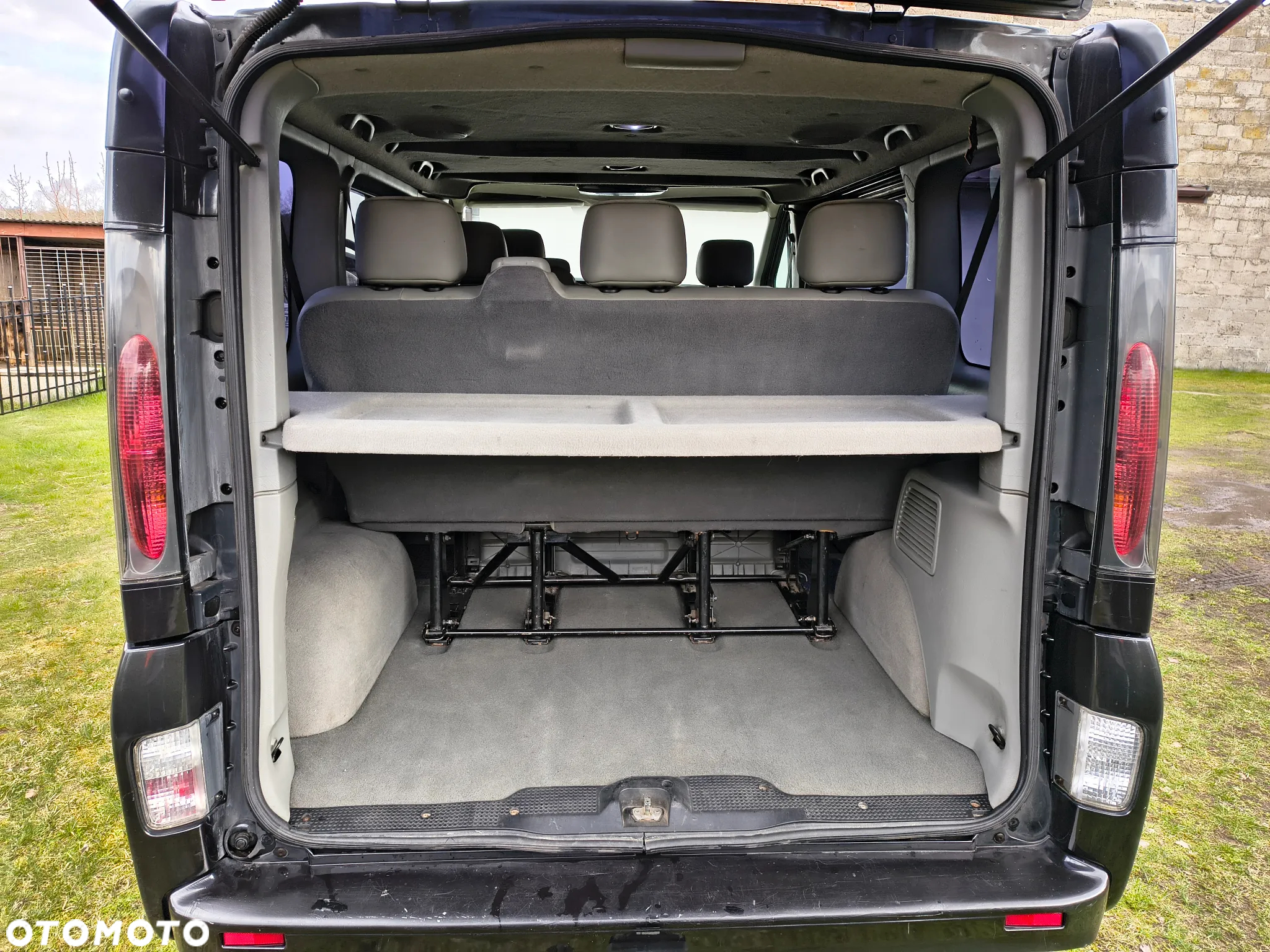 Renault Trafic 1.9 dCi Passenger Privilège - 5
