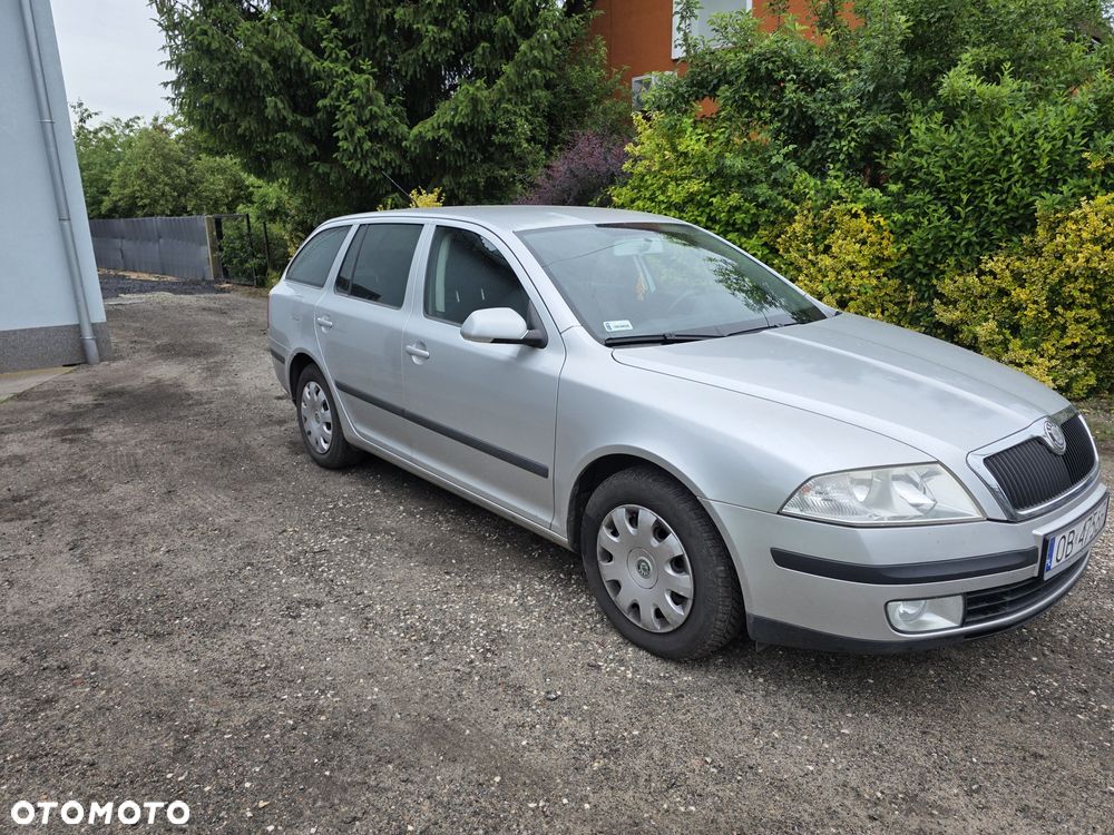 Skoda 105 - 4