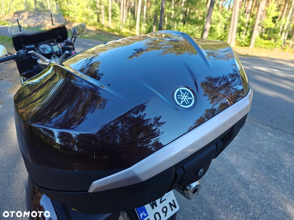 Yamaha FJR - 7
