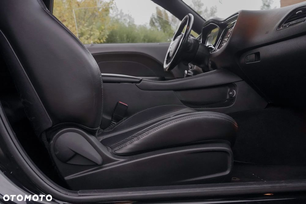 Dodge Challenger 3.6 SXT Plus - 11