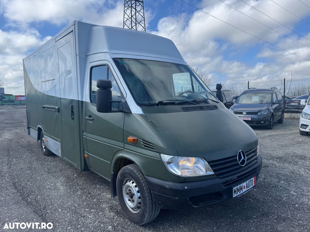Mercedes-Benz Sprinter - 7