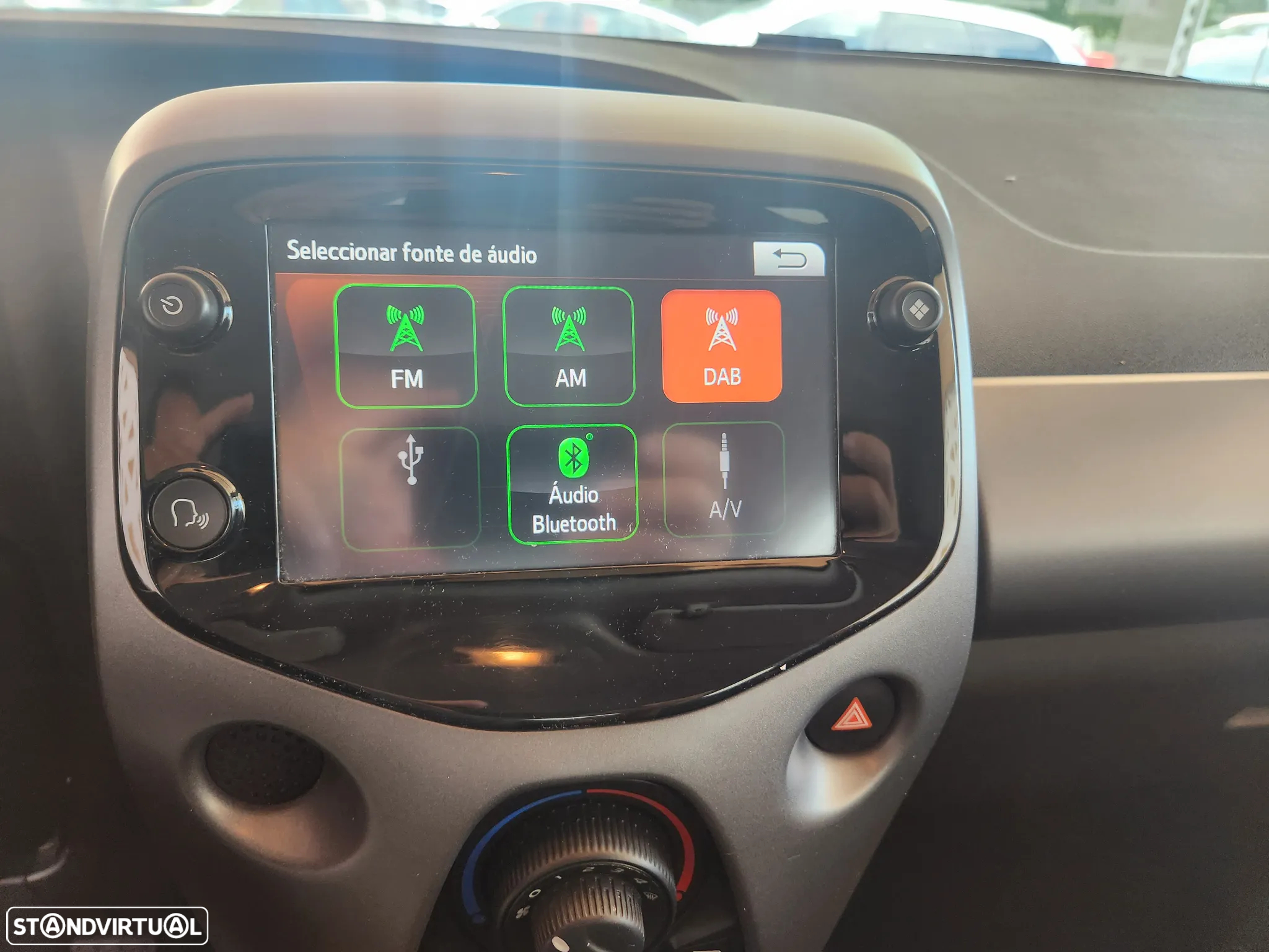 Toyota Aygo 1.0 X-Play+X-Touch - 17