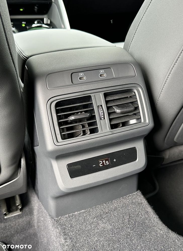 Audi Q5 Sportback - 22