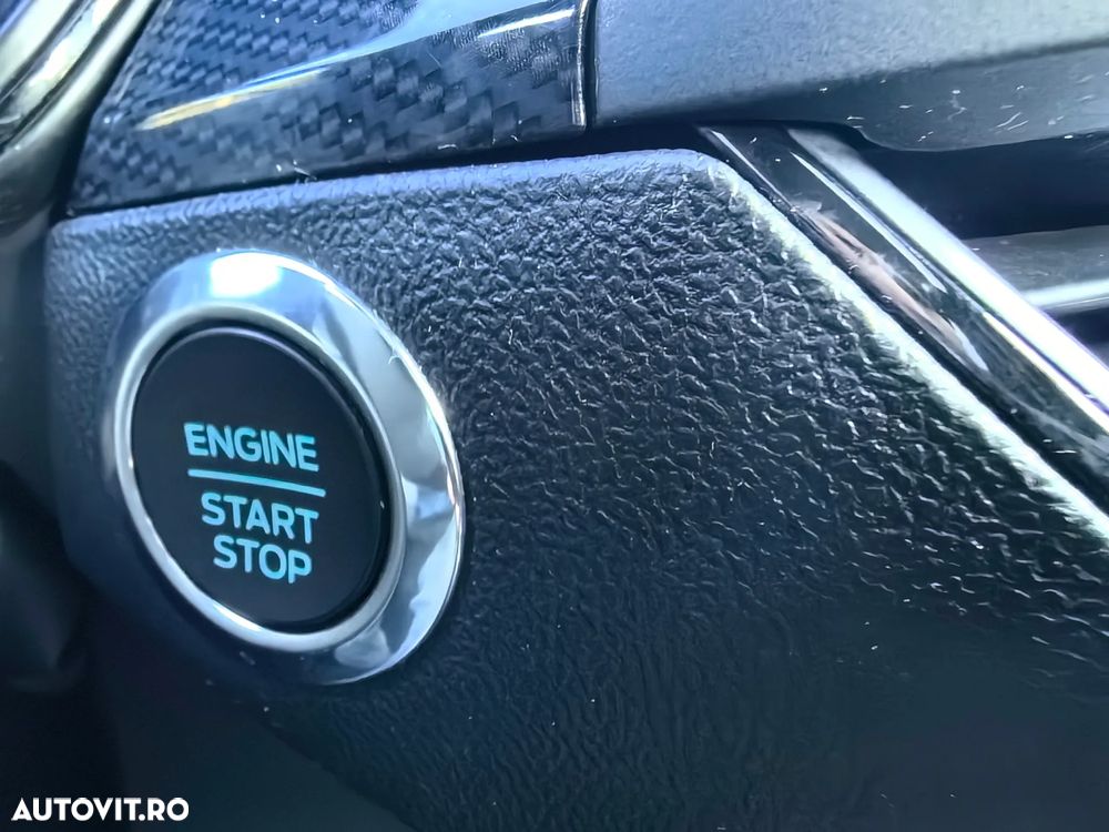 Ford Focus Turnier 1.5 EcoBlue Start-Stopp-System Aut. ST-LINE - 22