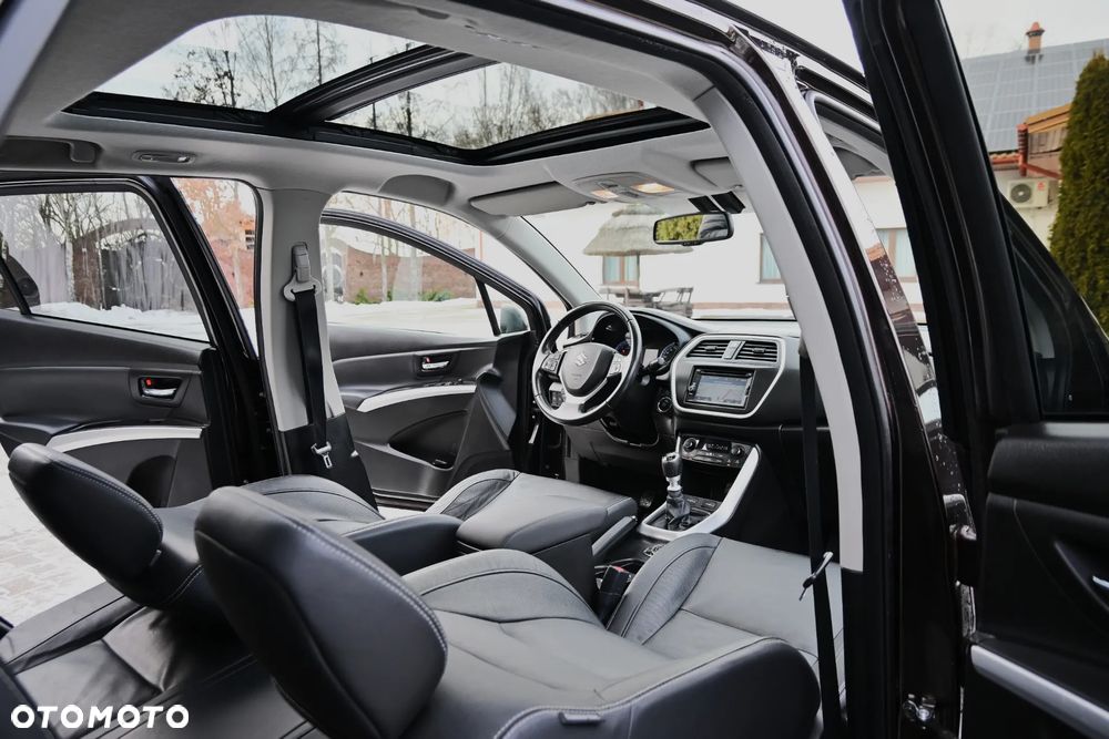 Suzuki SX4 S-Cross 1.6 DDiS Premium 4WD - 20