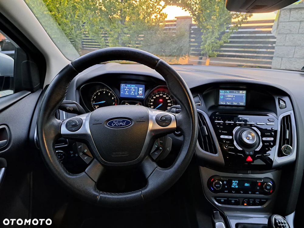 Ford Focus 1.6 EcoBoost Titanium - 6