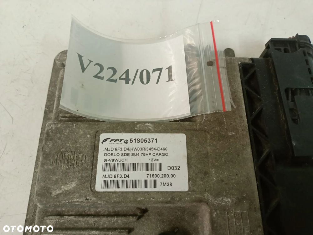 STEROWNIK SILNIKA KOMPUTER FIAT DOBLO 00-10 51805371 NO V224/071 - 2