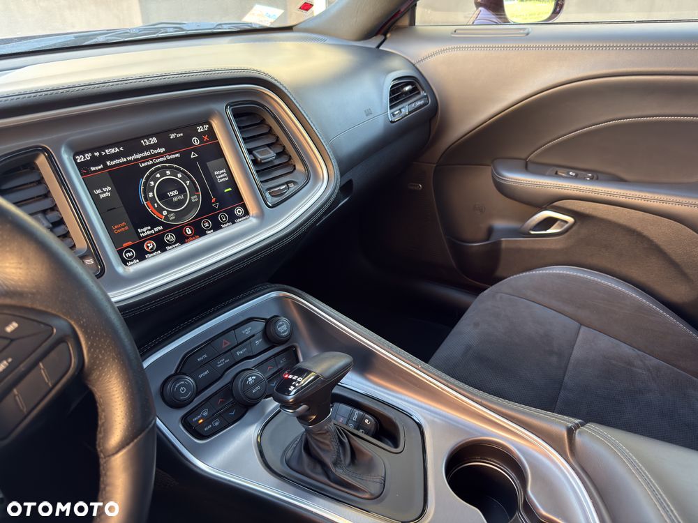 Dodge Challenger 5.7 R/T - 16