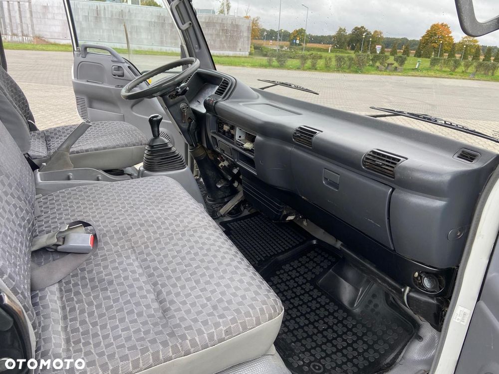 Isuzu Wywrotka Npr - 15