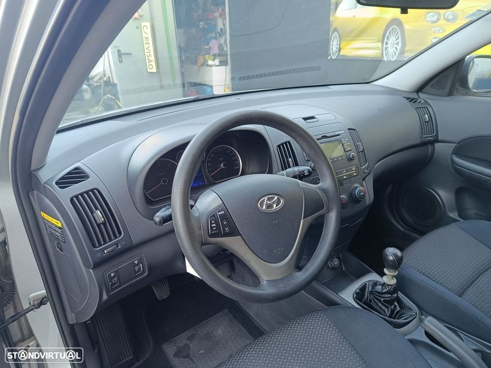 Hyundai i30 1.6 CRDI Classic - 4