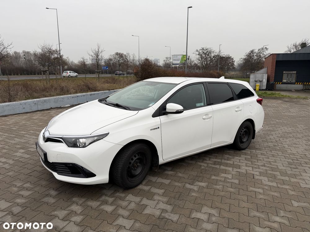 Toyota Auris Hybrid 135 Active - 1