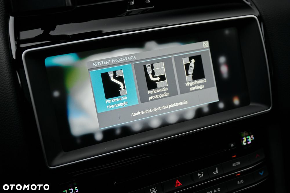 Jaguar F-Pace 20d AWD Prestige - 35