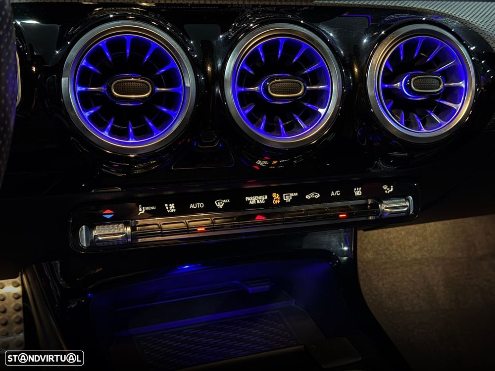 Mercedes-Benz A 250 Limousine e 8G-DCT AMG Line - 35