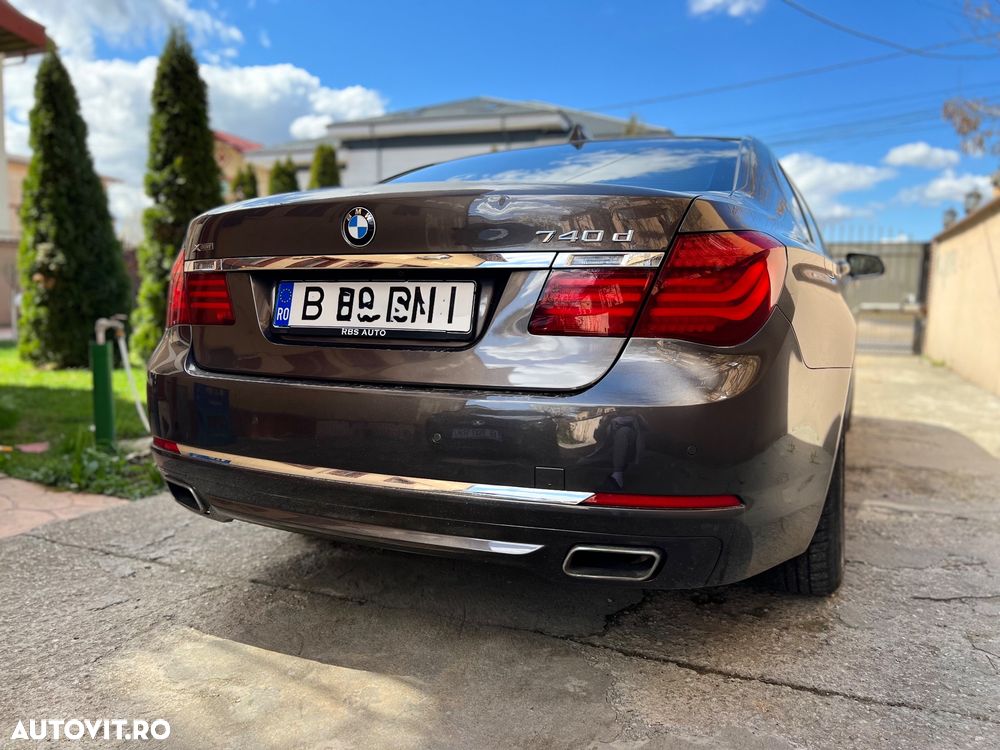 BMW Seria 7 740d xDrive - 2