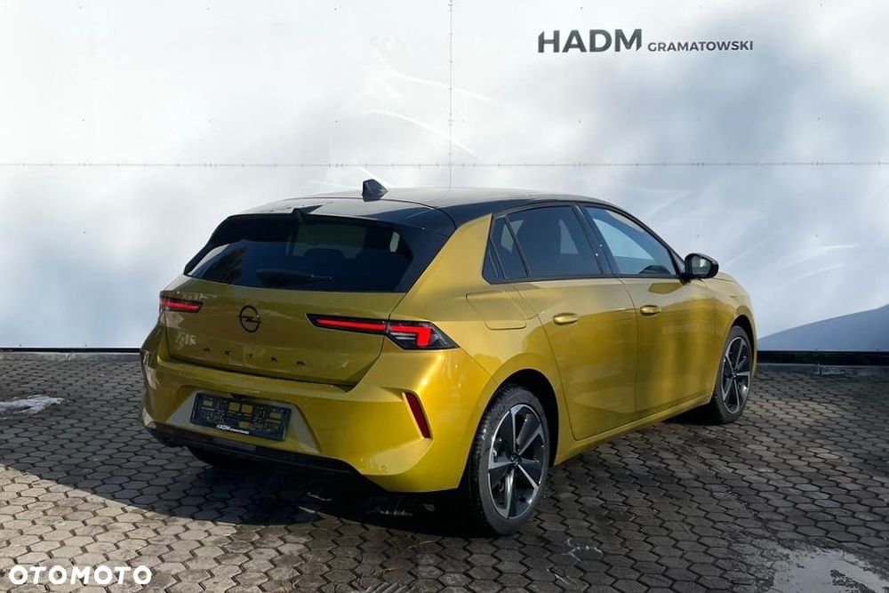 Opel Astra 1.2 T GS S&S - 6