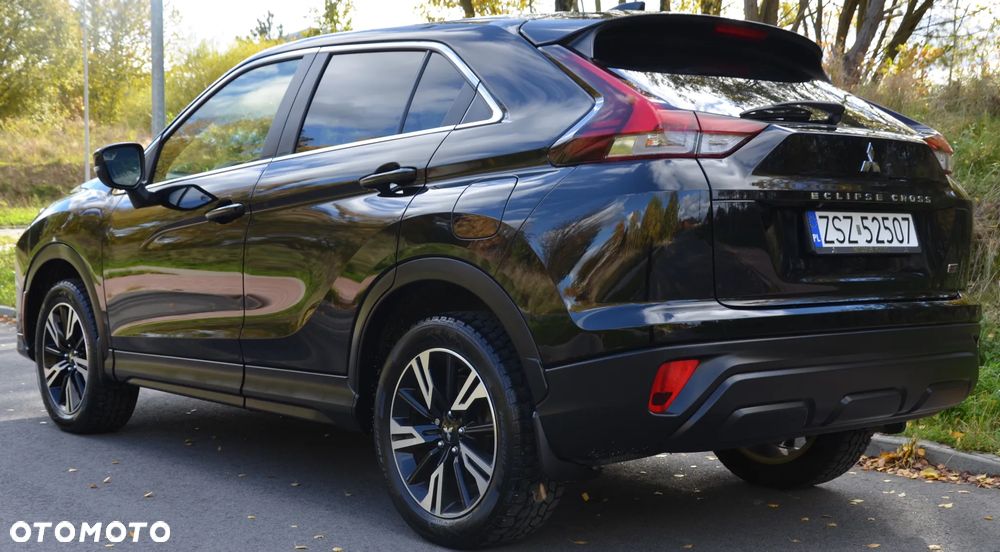 Mitsubishi Eclipse Cross - 8