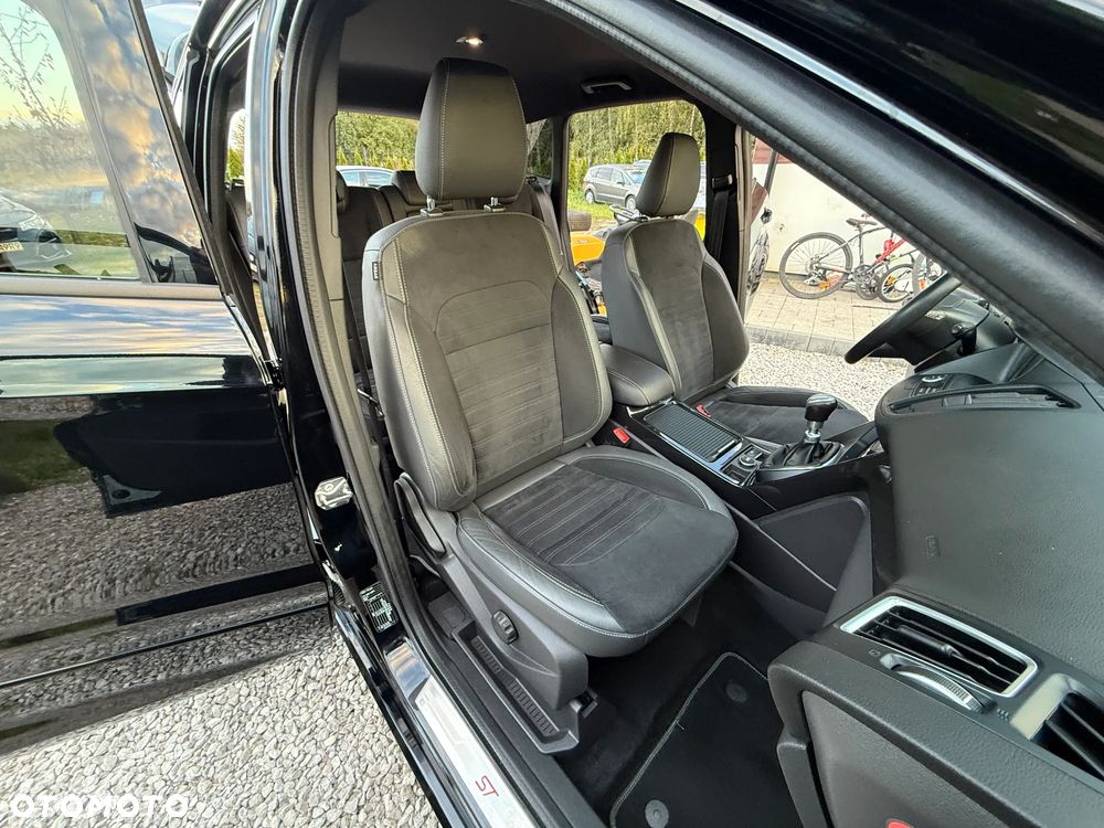 Ford Kuga 1.5 EcoBlue FWD ST-Line - 22