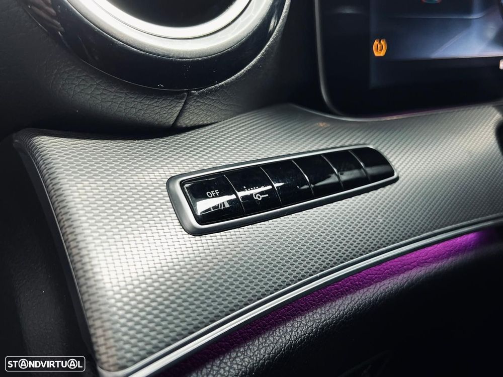 Mercedes-Benz E 220 d AMG Line - 39