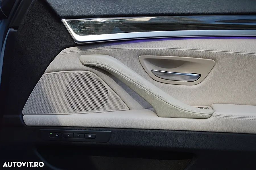 BMW Seria 5 520d xDrive Aut. Luxury Line - 36