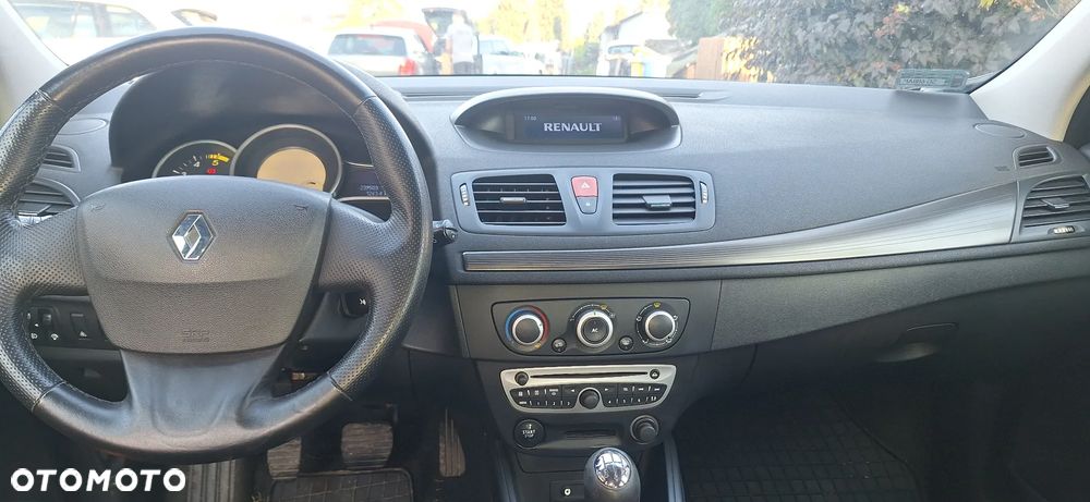 Renault Megane - 5