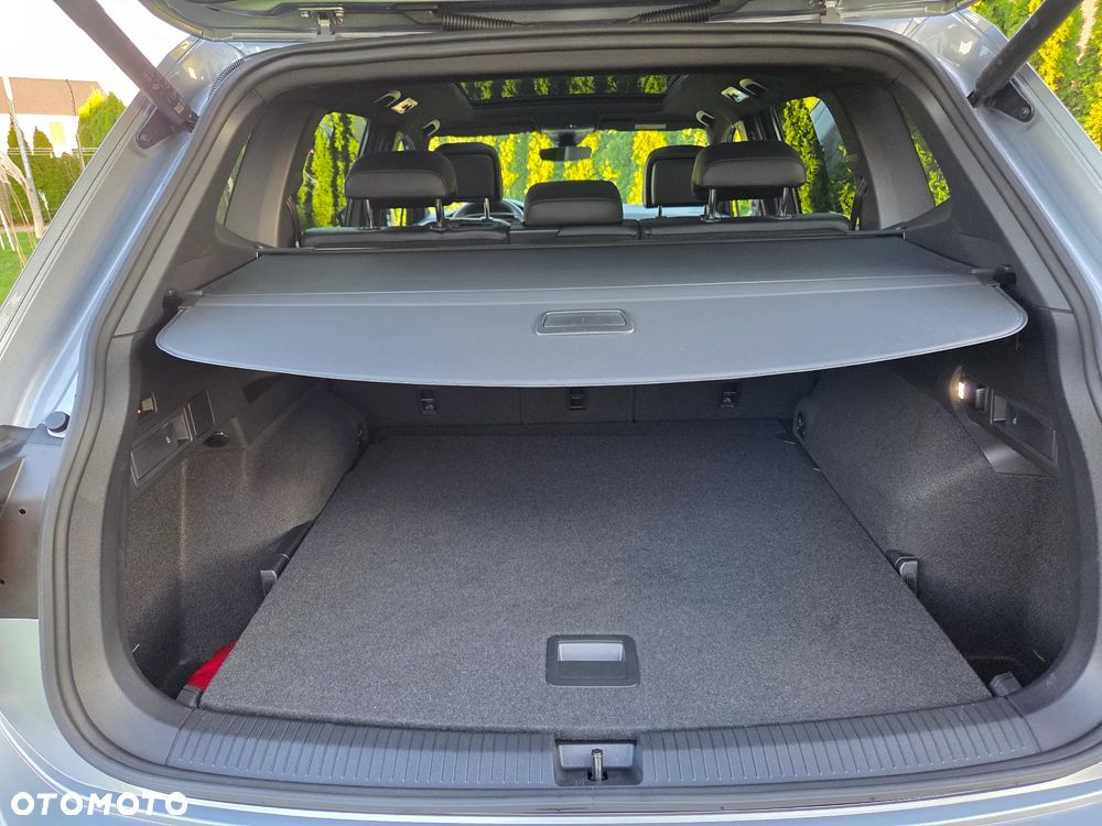 Volkswagen Tiguan Allspace 2.0 TSI OPF 4Motion DSG R-Line - 29
