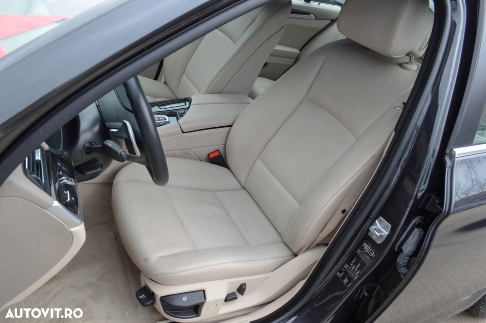 BMW Seria 5 520d Aut. Luxury Line - 25