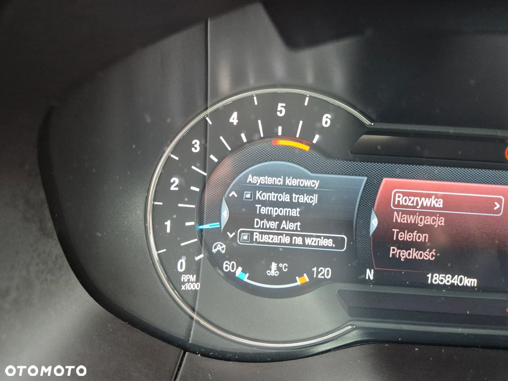 Ford S-Max 2.0 TDCi Titanium - 37
