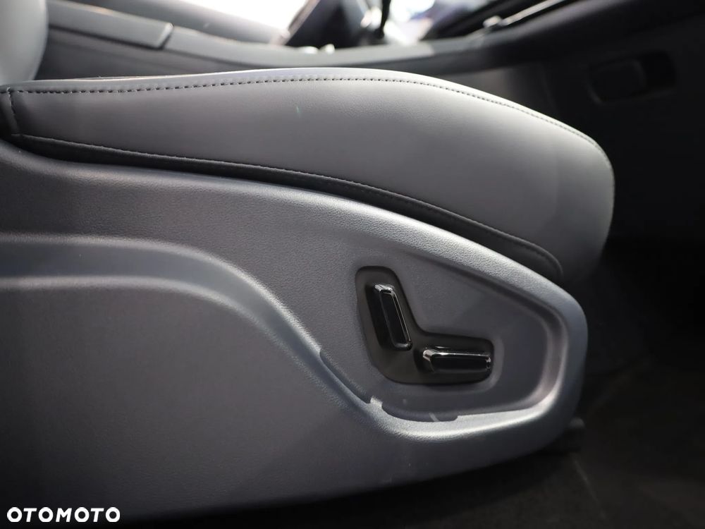 Geely Starray EM-i 1.5 PHEV Pro - 16