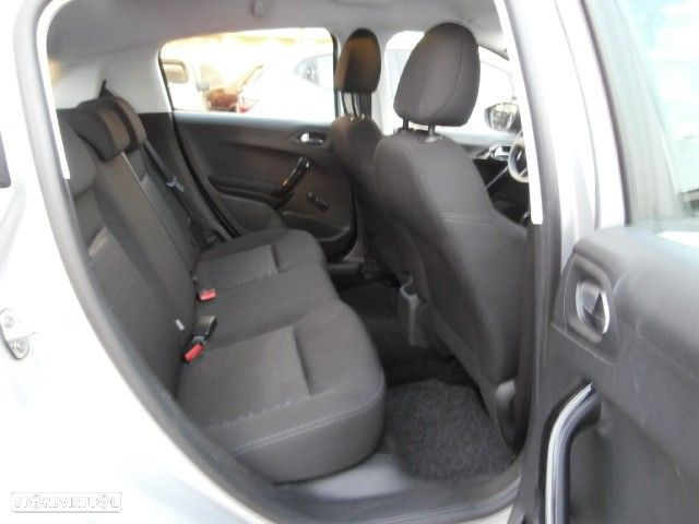 Peugeot 208 1.0 VTi Active - 23